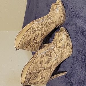 Snake print Peeptoe Booties!